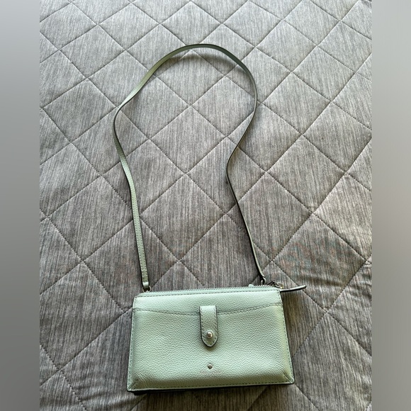 kate spade Handbags - Kate Spade New York Mint Crossbody